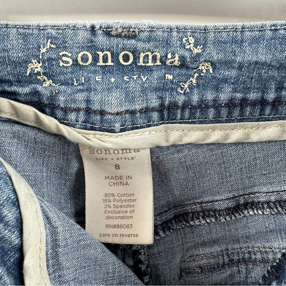 Sonoma Life + Style Mid Rise Zipper Fly Jeans Light–Medium Wash Size 8 - Picture 7 of 9
